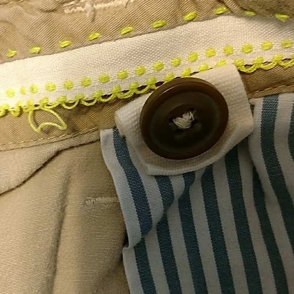 American Eagle Shorts - Picture 7 of 7